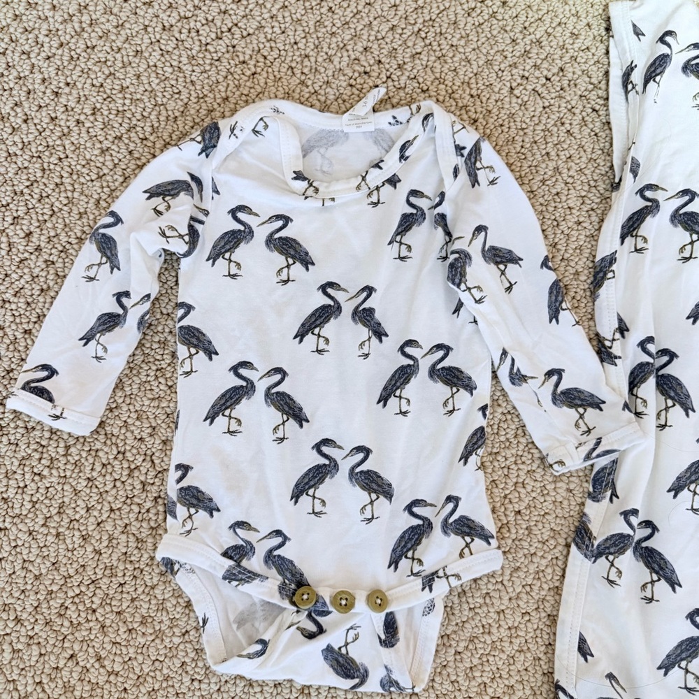 Kate Quinn Blue “Woods” Print Kids Bodysuit and Swaddle Blanket - Picture 3 of 5